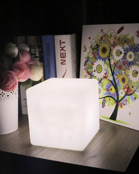 Glowing Cube Lamp